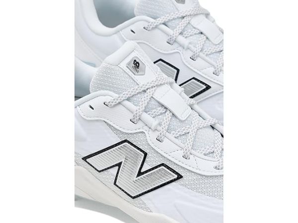 New Balance Velo V5 Molded