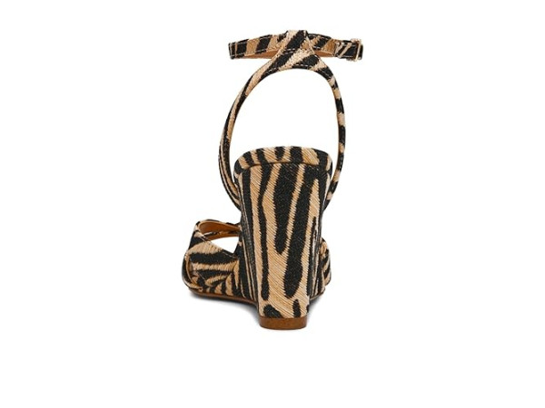 Steve Madden Harbor