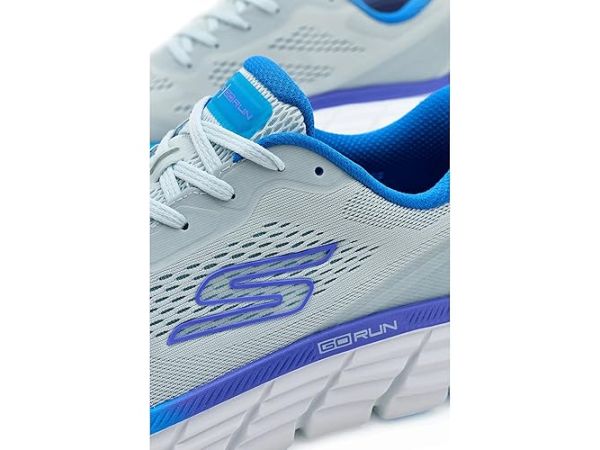 SKECHERS Max Flex Slip-ins