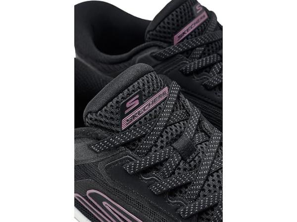 SKECHERS Go Run Consistent 3 Slip-Ins