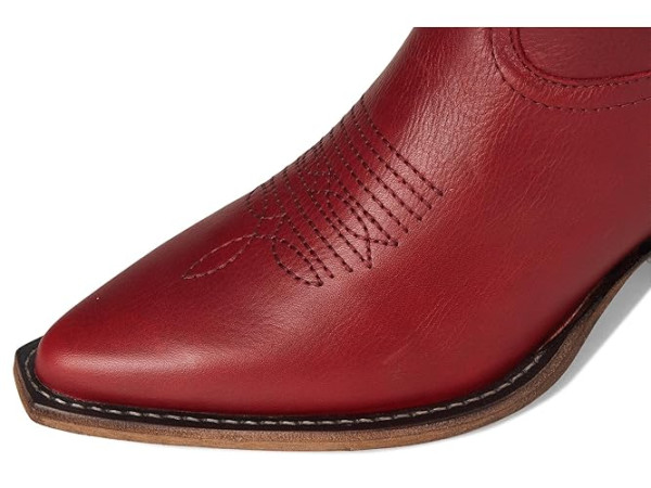 Steve Madden Albany