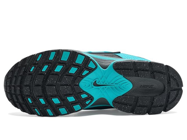 Nike V5 RNR DF Nike V5 RNR DF