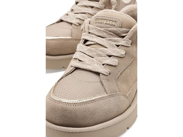 SKECHERS Keepsakes Cozy - Street Hiker Ez