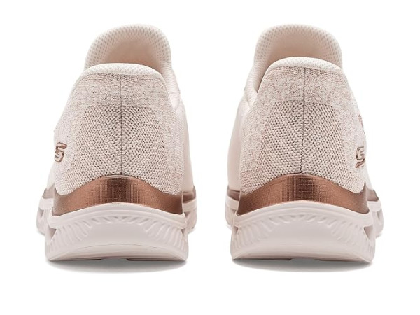 BOBS from SKECHERS Arc Waves