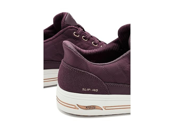 SKECHERS Arch Fit Arcade-Cuddle Steps Hands Free Slip-Ins
