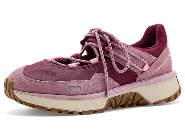 UGG Retrofi Low Ballet Sneaker UGG Retrofi Low Ballet Sneaker