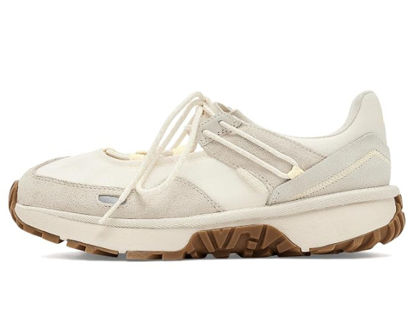 UGG Retrofi Low Ballet Sneaker UGG Retrofi Low Ballet Sneaker