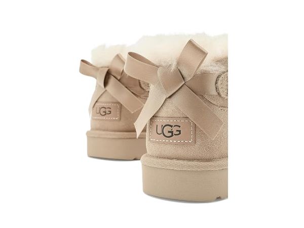 UGG Ultra Mini Bailey Bow