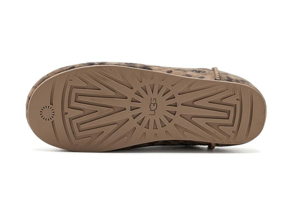 UGG Elea Spotted Slip-On UGG Elea Spotted Slip-On