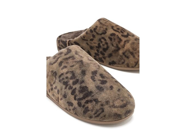 UGG Elea Spotted Slip-On UGG Elea Spotted Slip-On