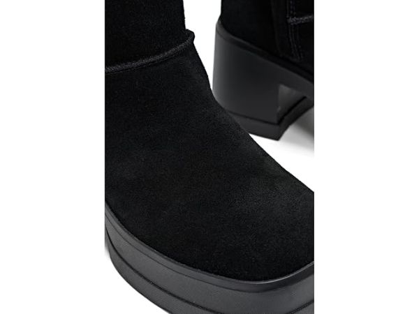 UGG Moxy Knee High UGG Moxy Knee High