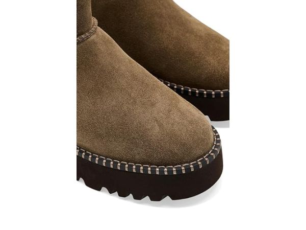 UGG Uptowner Short Boots UGG Uptowner Short Boots