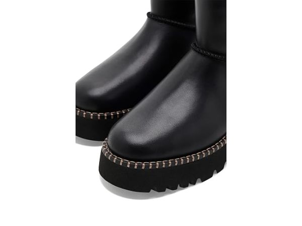 UGG Uptowner Short Boots UGG Uptowner Short Boots
