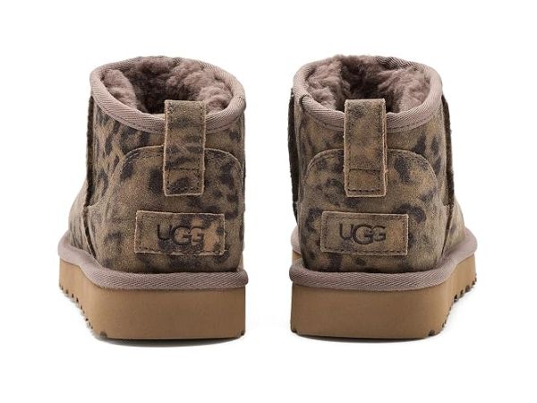 UGG Classic Ultra Mini Spotted