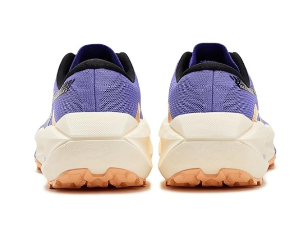 ASICS Trabuco Max 5