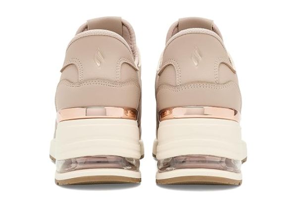 SKECHERS Million Air