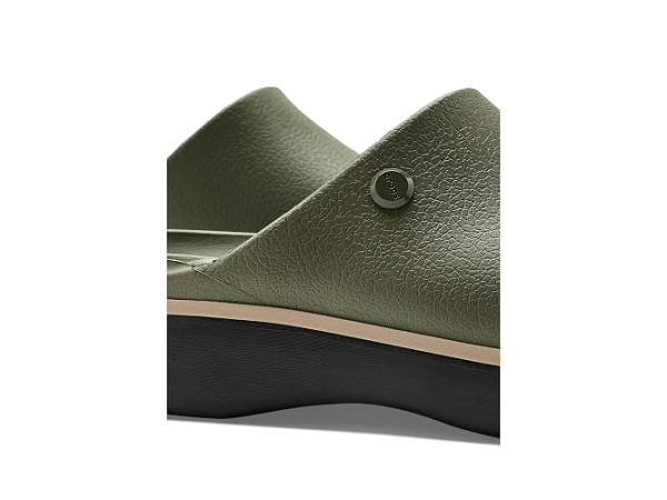 Crocs Dylan Notched Platform Clogs Crocs Dylan Notched Platform Clogs