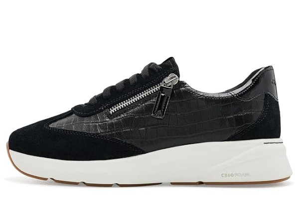 Clarks Code R Run