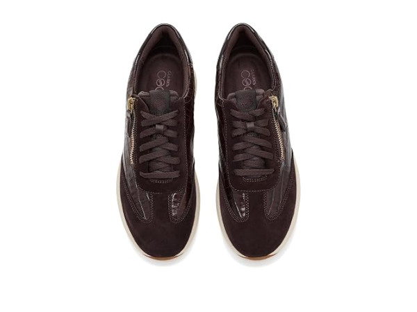 Clarks Code R Run