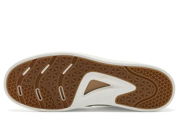 Clarks Code C Court