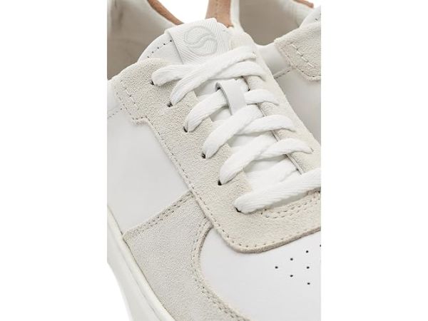 Clarks Code C Court