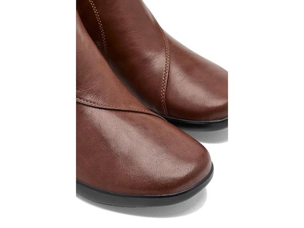 Clarks Kaetlyn Flow
