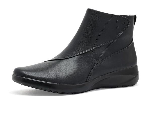 Clarks Kaetlyn Flow