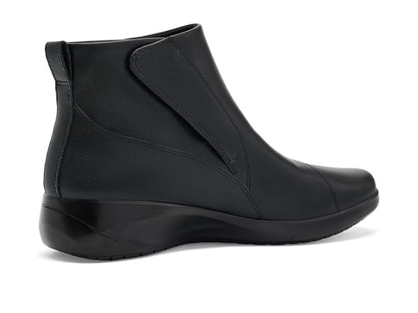 Clarks Kaetlyn Flow