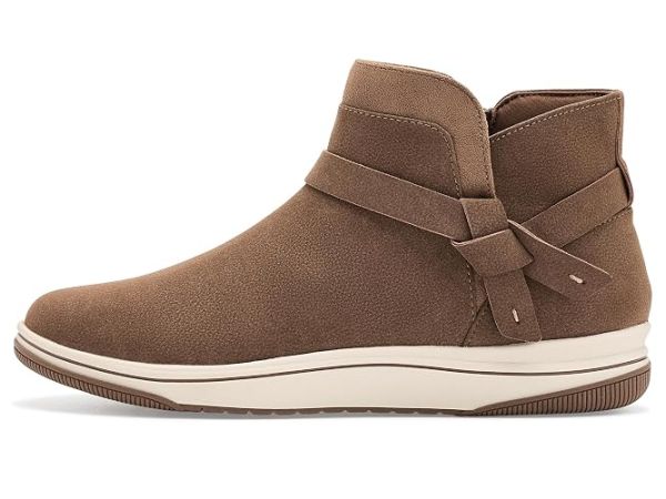 Clarks Breeze Emma