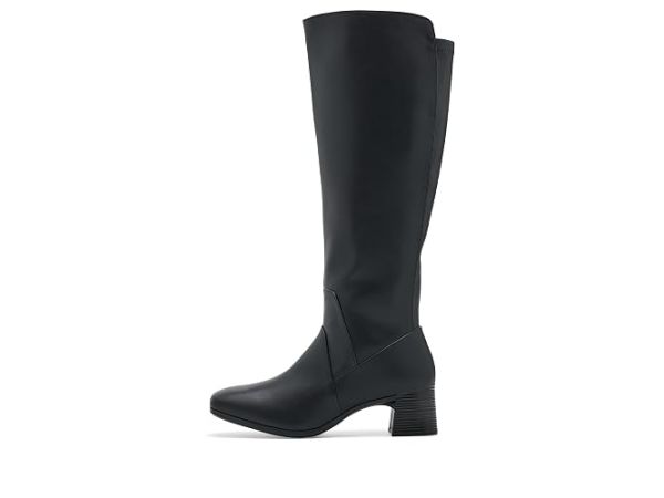 Clarks Marriann Chic