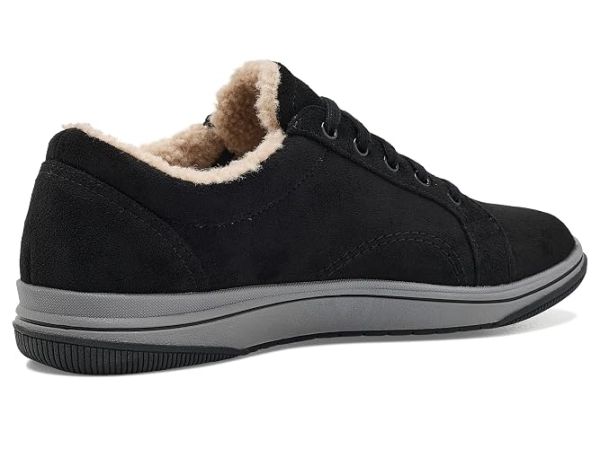 Clarks Breeze Warm