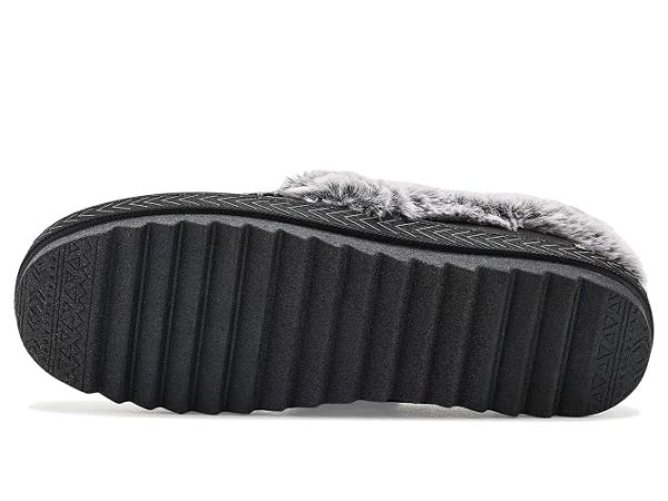 BOBS from SKECHERS Cozy Kiss - Snug Stitch BOBS from SKECHERS Cozy Kiss - Snug Stitch