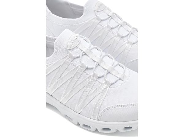 SKECHERS Glide Step Comfort - Steady Grace