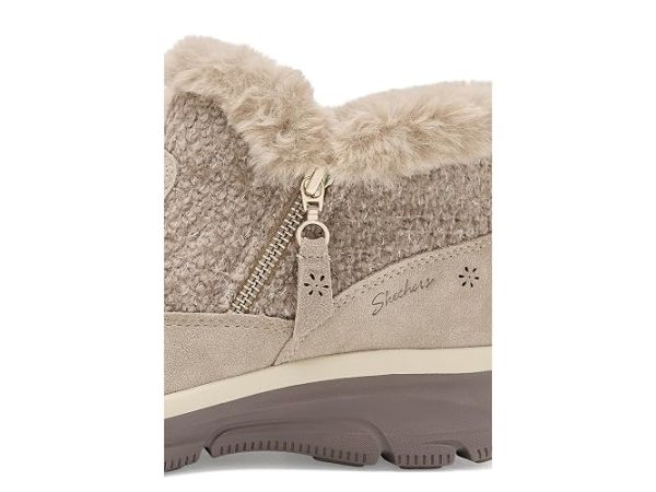 SKECHERS Easy Going - Warm Emotions
