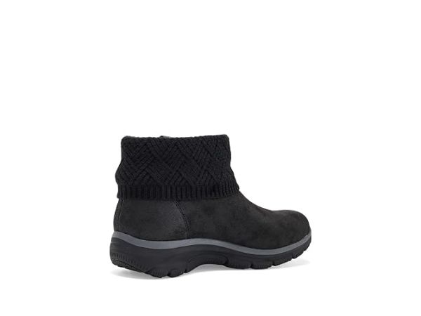 SKECHERS Easy Going - Cozy Weather 4 - Hands-Free Slip-Ins SKECHERS Easy Going - Cozy Weather 4 - Hands-Free Slip-Ins