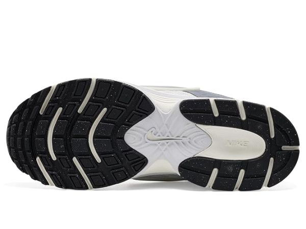 Nike V5 RNR Nubuck