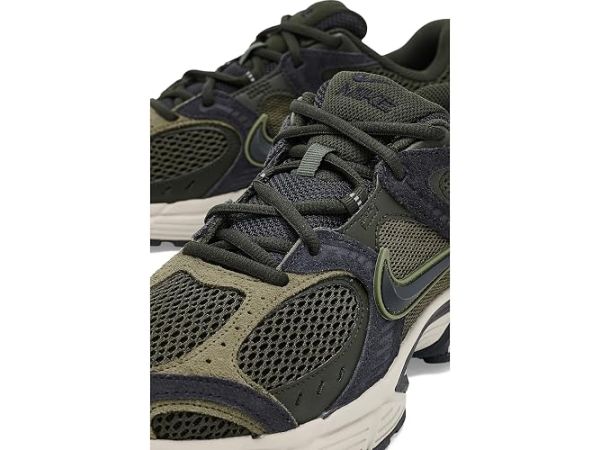 Nike V5 RNR Suede 2