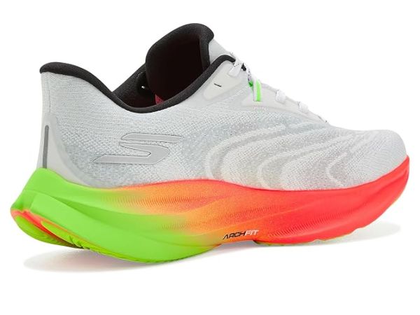 SKECHERS Aero Spark