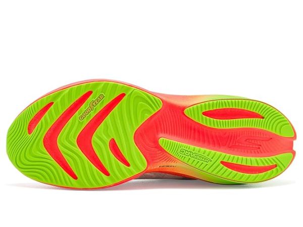 SKECHERS Aero Spark