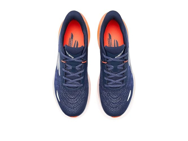SKECHERS Aero Spark