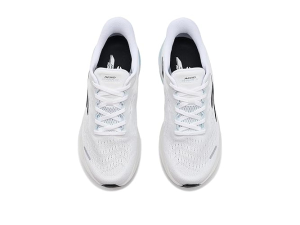 SKECHERS Aero Spark