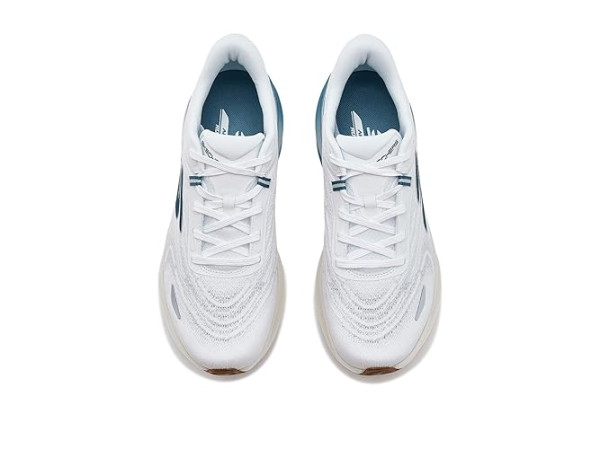 SKECHERS Aero Spark
