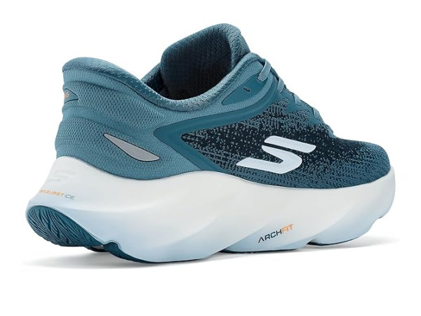 SKECHERS Aero Burst