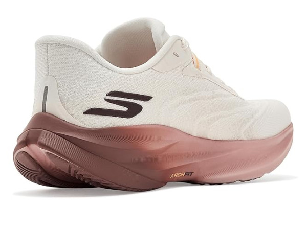 SKECHERS Aero Spark