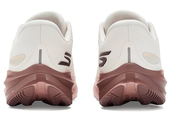 SKECHERS Aero Spark