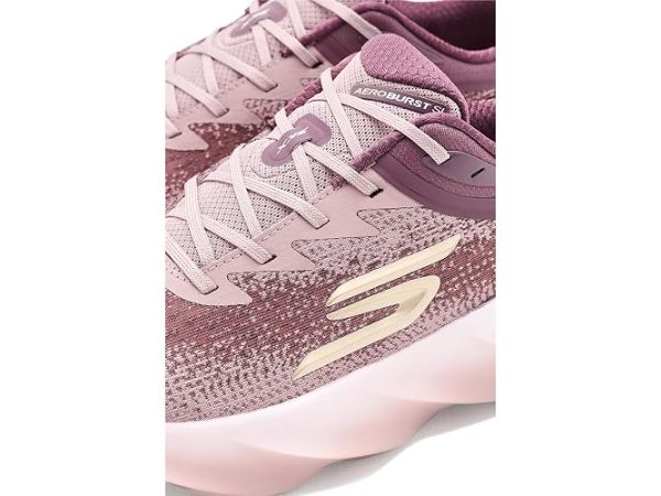 SKECHERS Aero Burst SKECHERS Aero Burst