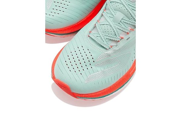 SKECHERS Aero Razor