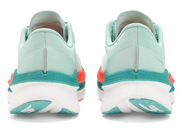 SKECHERS Aero Razor