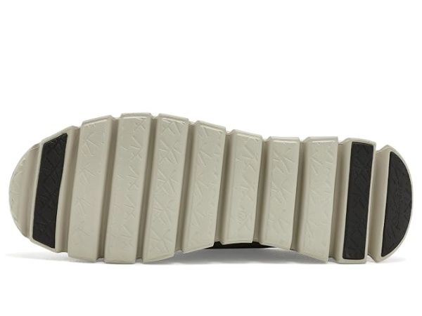 SKECHERS Waterproof Glide-Step Sorran Hands-Free Slip-In SKECHERS Waterproof Glide-Step Sorran Hands-Free Slip-In