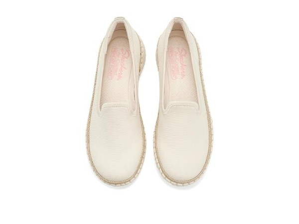 SKECHERS Wilshire Blvd - Be My Muse SKECHERS Wilshire Blvd - Be My Muse